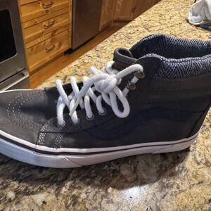 Vans SK8 Vans Men’s 9 High top Gray and White High-Top Sneakers. Tried on only
